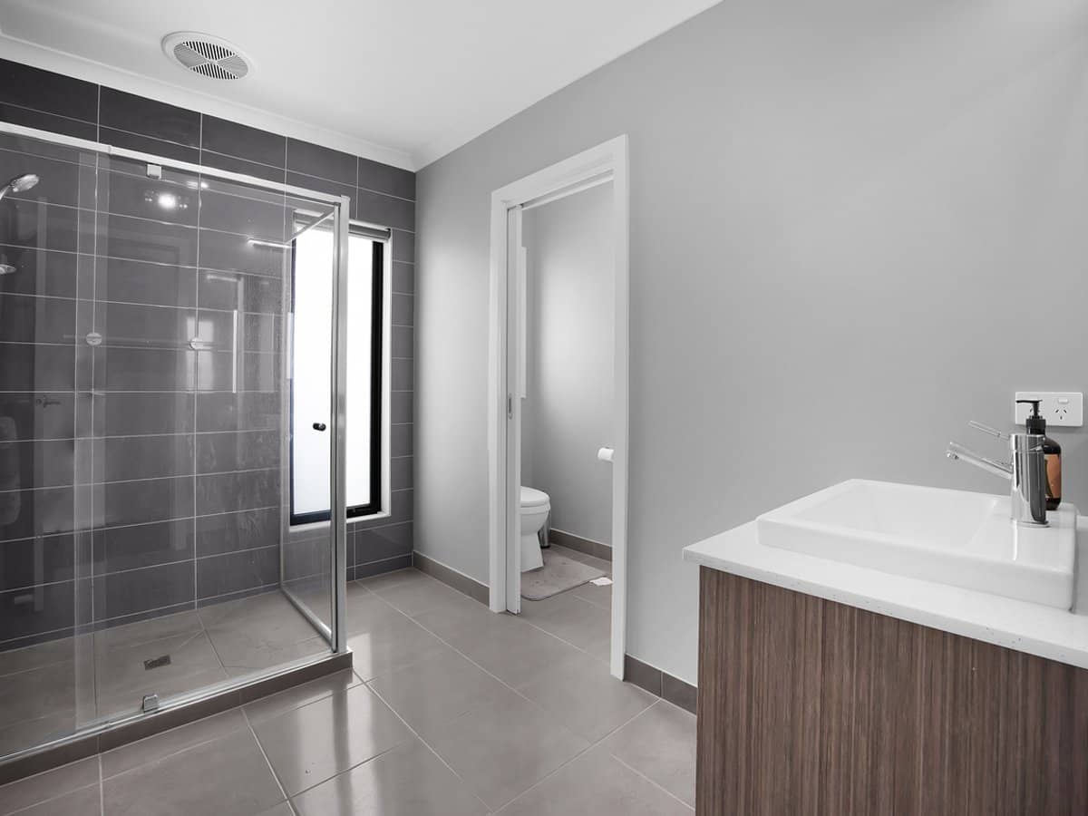 19 Blackberry Street, MANOR LAKES - Thumbnail 7