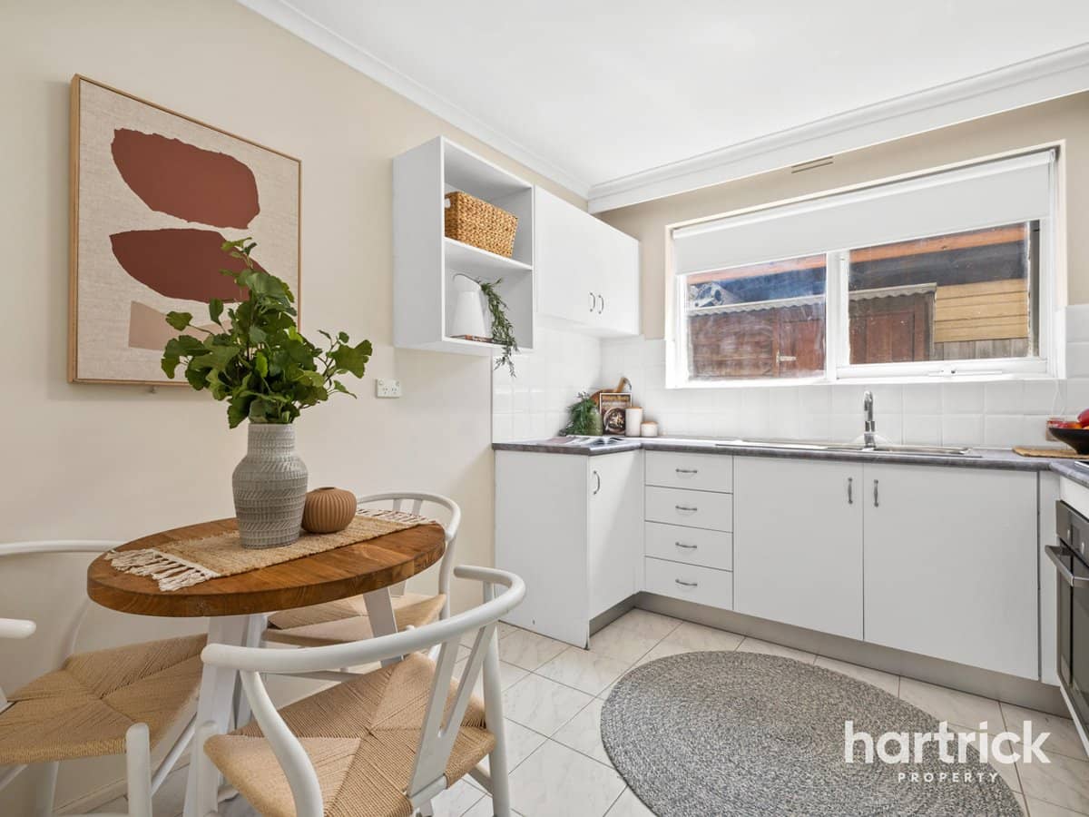 5 Weymar Street, CHELTENHAM - Thumbnail 4