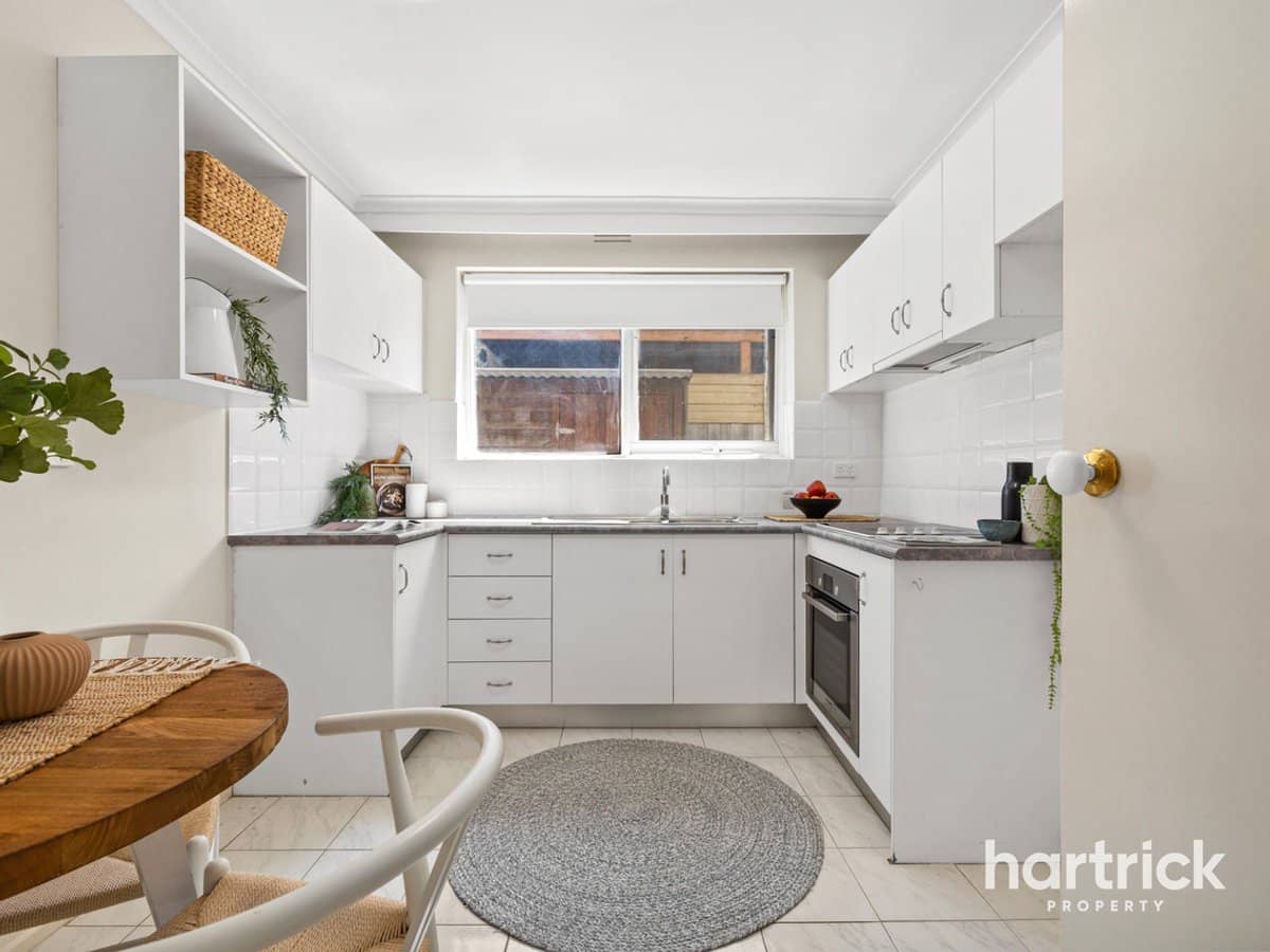 5 Weymar Street, CHELTENHAM - Thumbnail 5