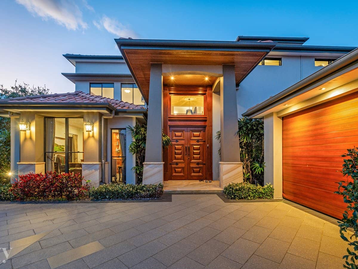 2204 Taromeo Court, Hope Island - Thumbnail 26