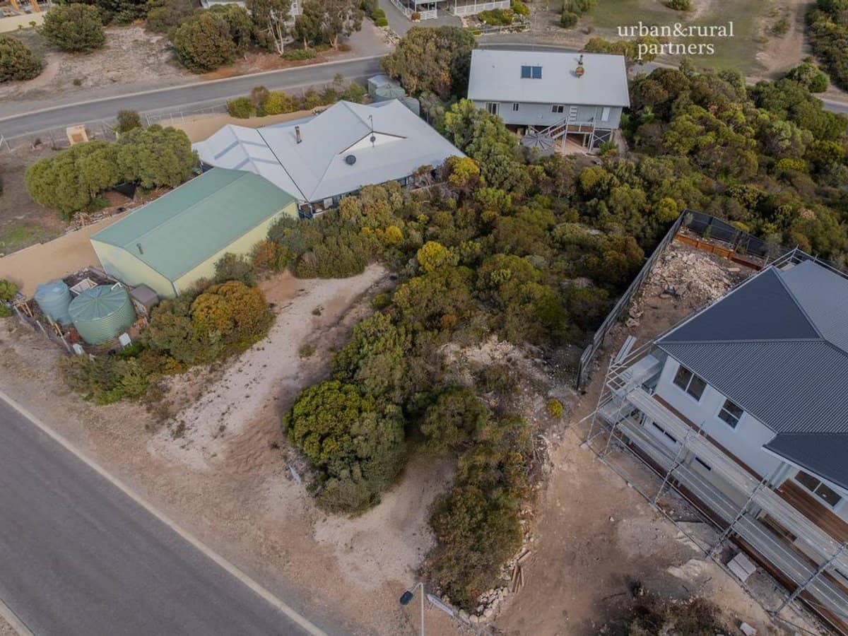 7 Currawong Court, MARION BAY - Thumbnail 5