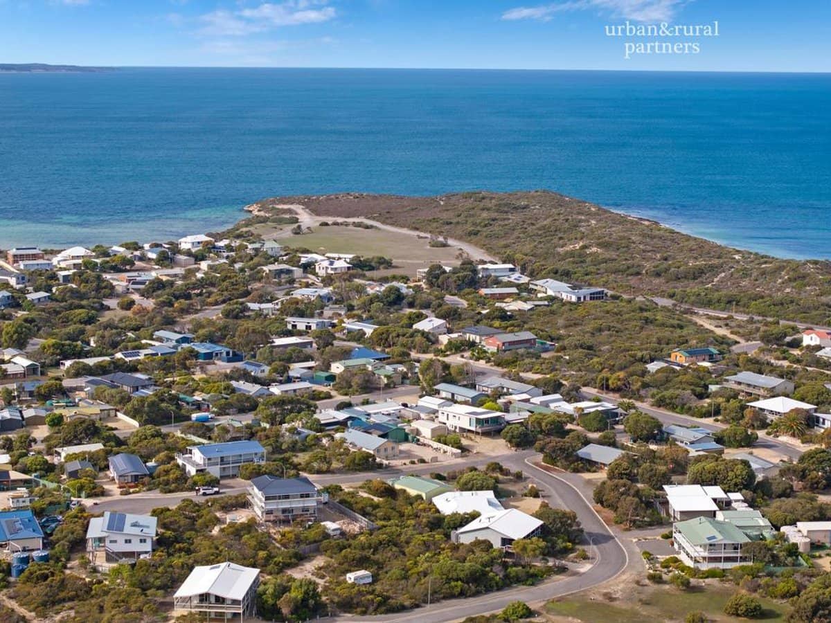 7 Currawong Court, MARION BAY - Thumbnail 9