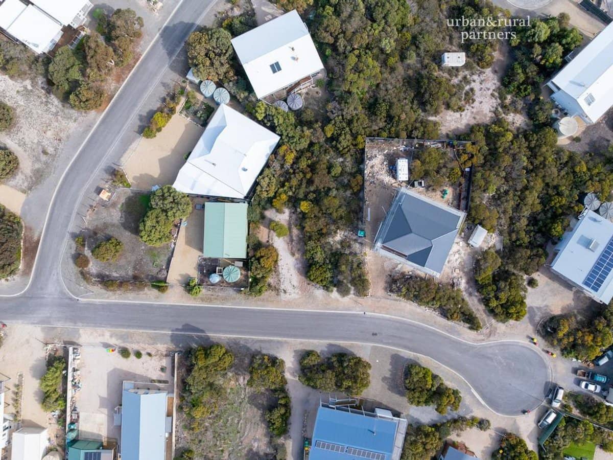 7 Currawong Court, MARION BAY - Thumbnail 11