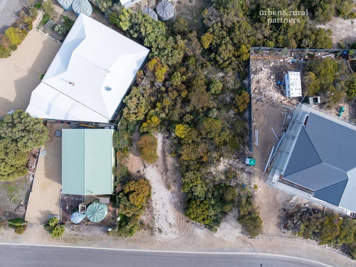 7 Currawong Court, MARION BAY - Thumbnail 12