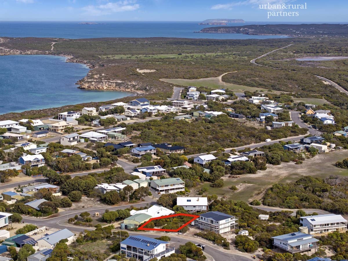 7 Currawong Court, MARION BAY - Thumbnail 17