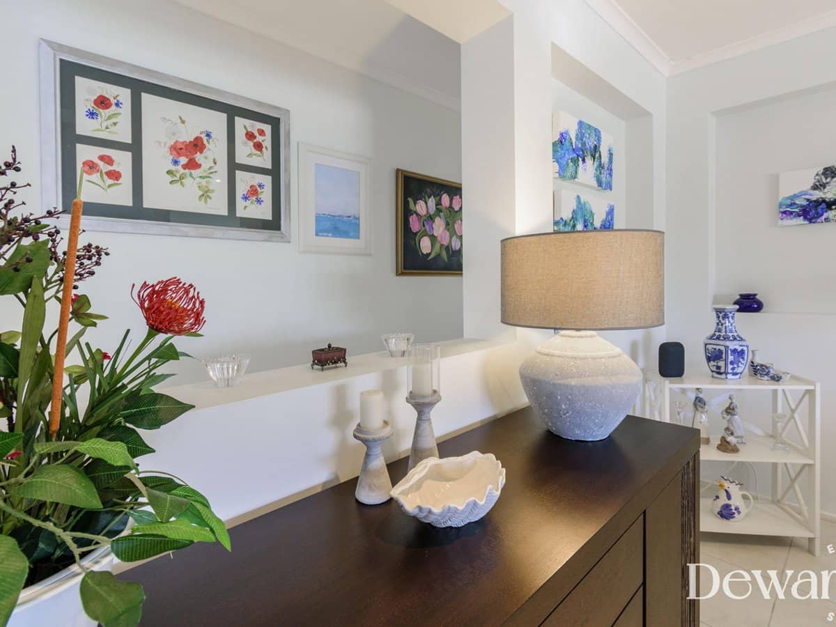 15 Bowsprit Crescent, BANKSIA BEACH - Thumbnail 11