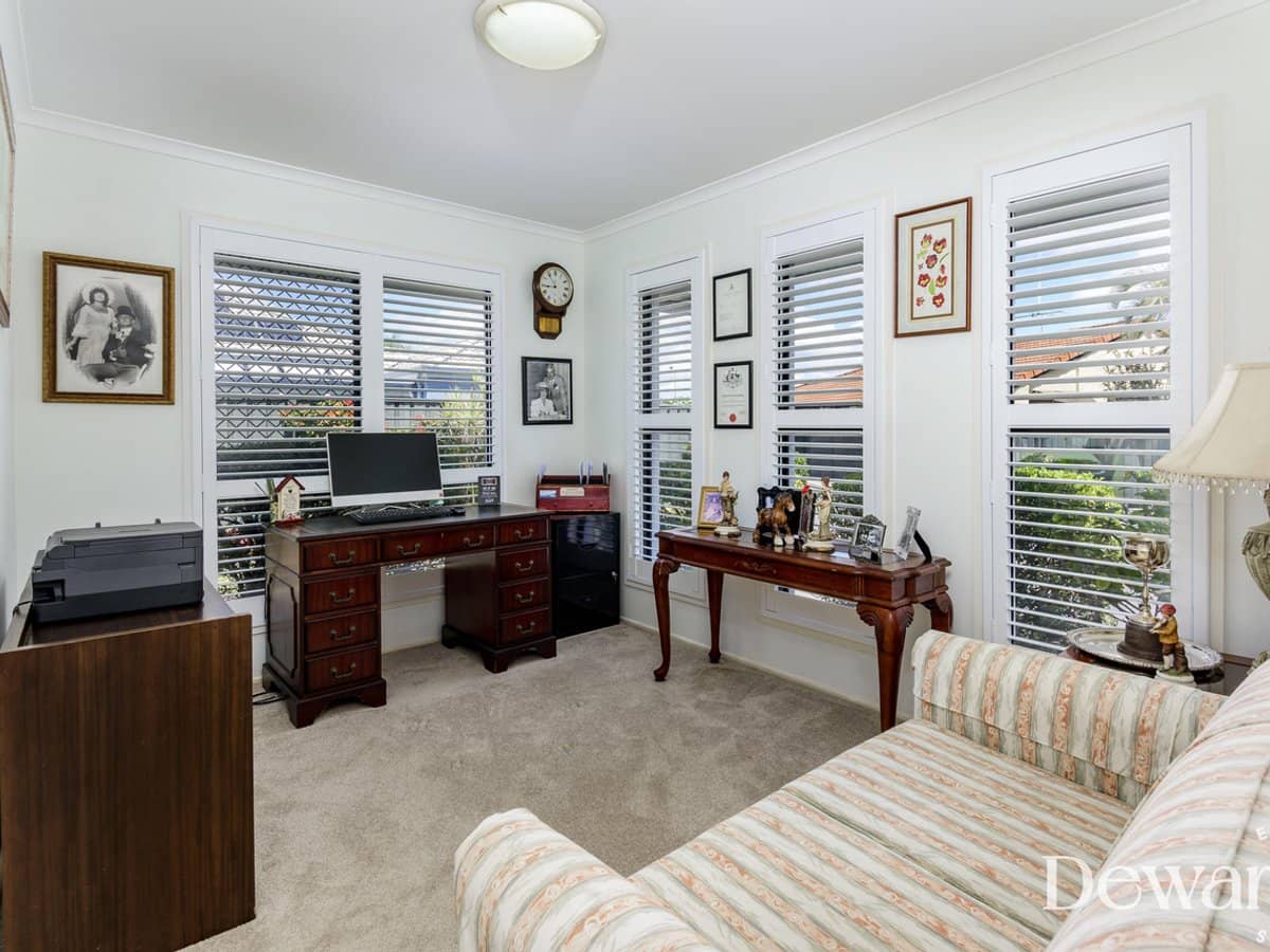 15 Bowsprit Crescent, BANKSIA BEACH - Thumbnail 22