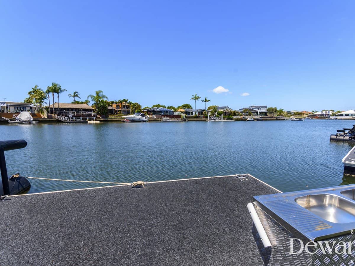 15 Bowsprit Crescent, BANKSIA BEACH - Thumbnail 29