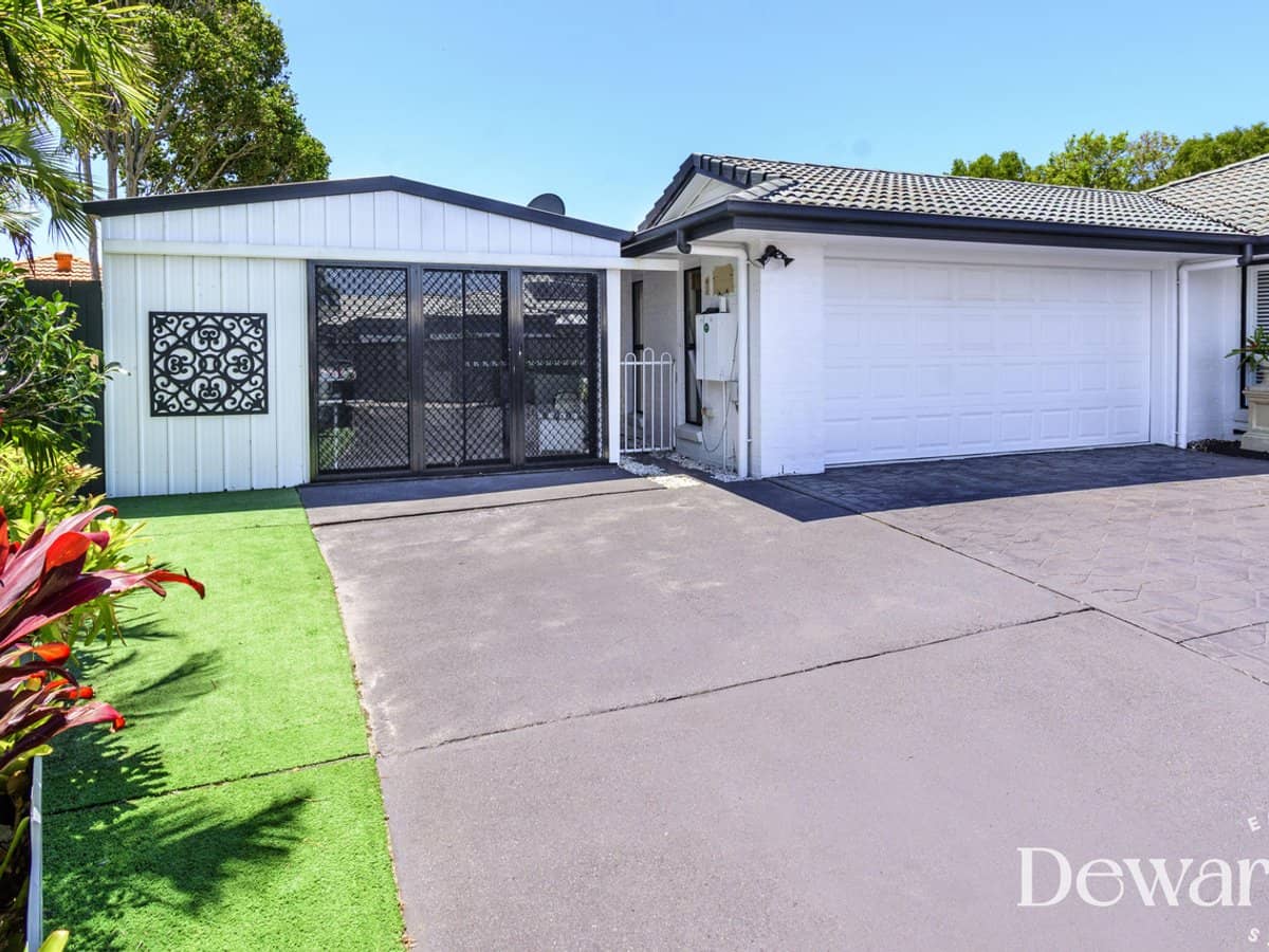 15 Bowsprit Crescent, BANKSIA BEACH - Thumbnail 30