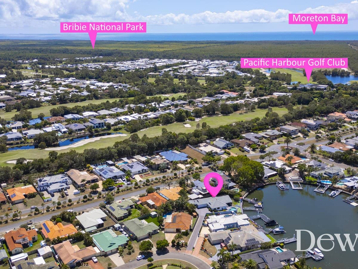 15 Bowsprit Crescent, BANKSIA BEACH - Thumbnail 32