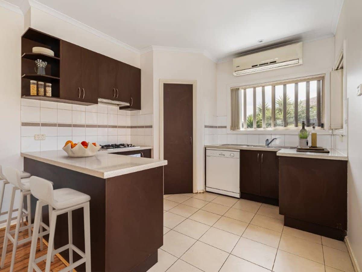 107 Ballarat Road, MAIDSTONE - Thumbnail 3