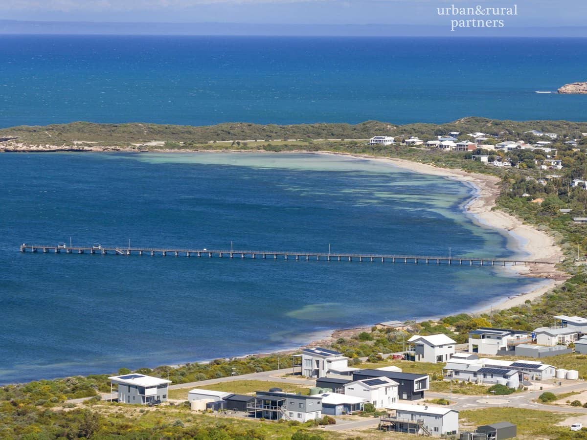 1 Jetty Road, MARION BAY - Thumbnail 1