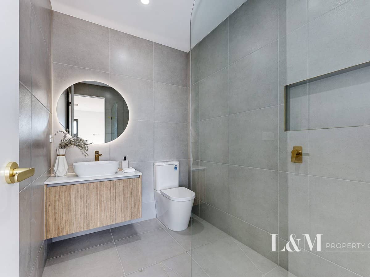 64 Palm Circuit, BEVERIDGE - Thumbnail 4