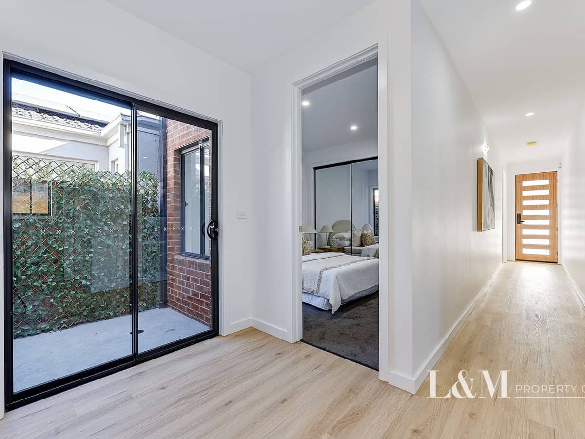 64 Palm Circuit, BEVERIDGE - Thumbnail 5