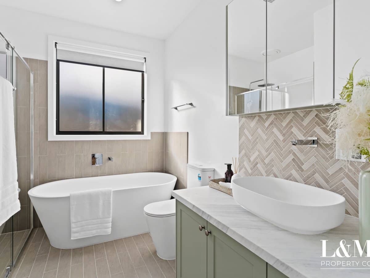 17 Macara Street, SUNBURY - Thumbnail 16