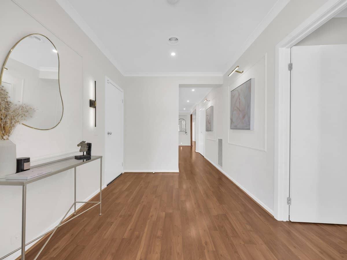 3 Heatherbell Avenue, POINT COOK - Thumbnail 3