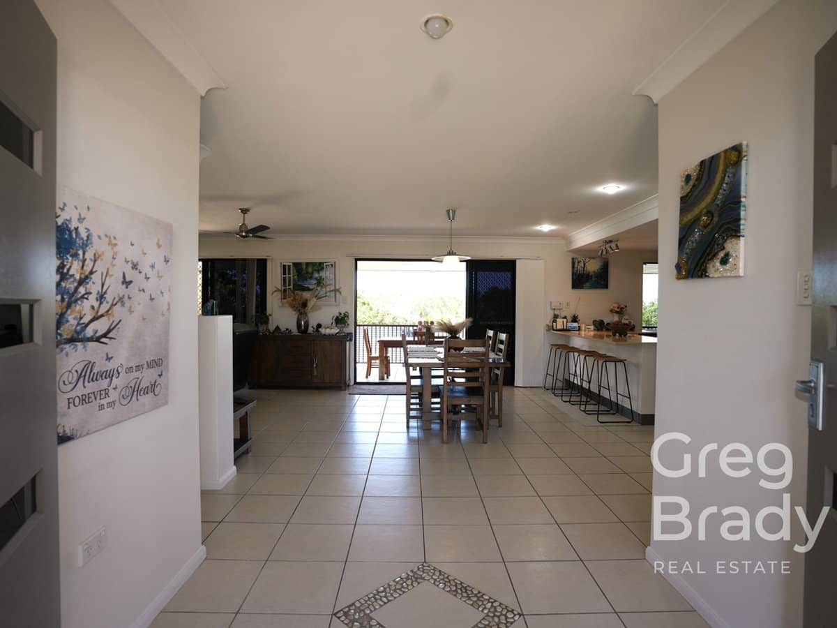 43 Hackett Court, CAMPWIN BEACH - Thumbnail 8