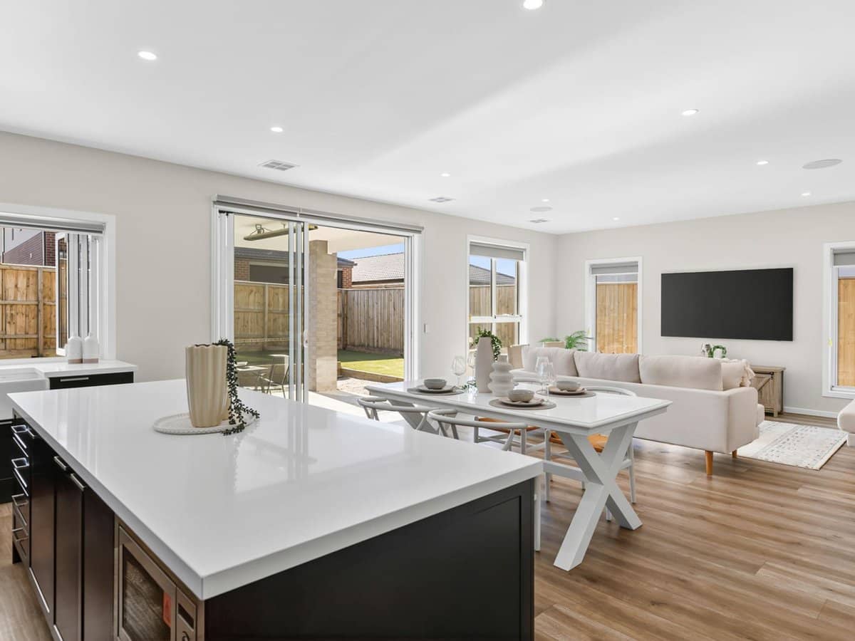 55 Speckle Circuit, SUNBURY - Thumbnail 7