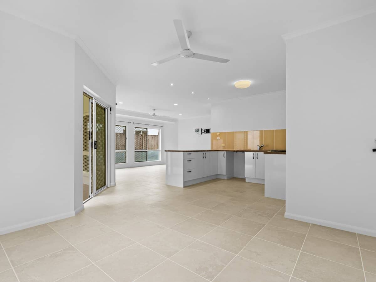 5 Banyan Close, MOUNT SHERIDAN - Thumbnail 3
