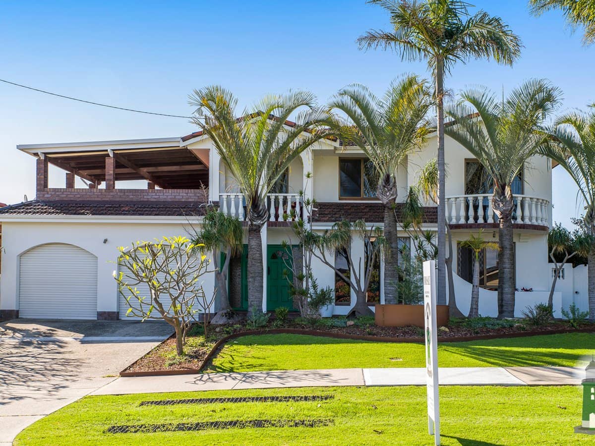 204 Clontarf Road, HAMILTON HILL - Thumbnail 1