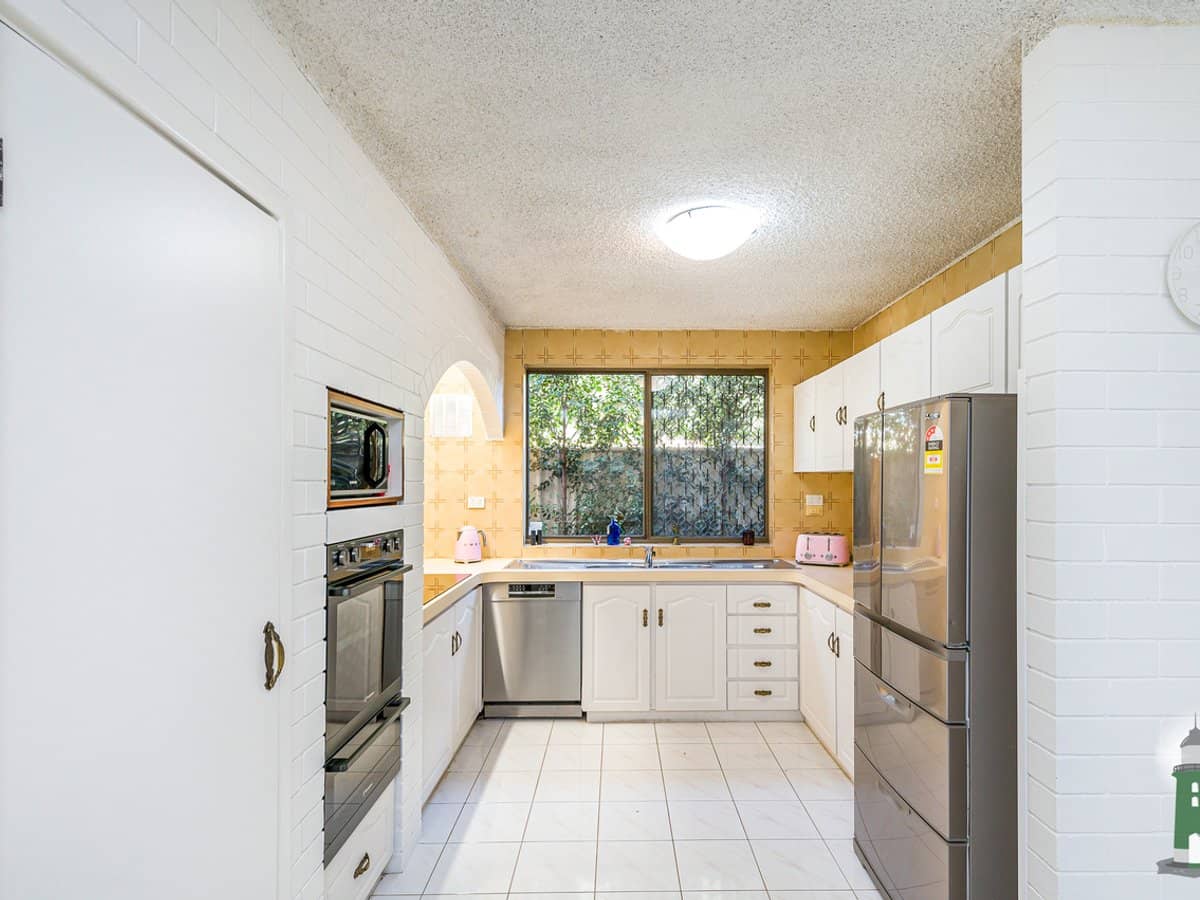 204 Clontarf Road, HAMILTON HILL - Thumbnail 10