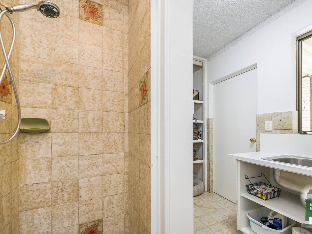 204 Clontarf Road, HAMILTON HILL - Thumbnail 12