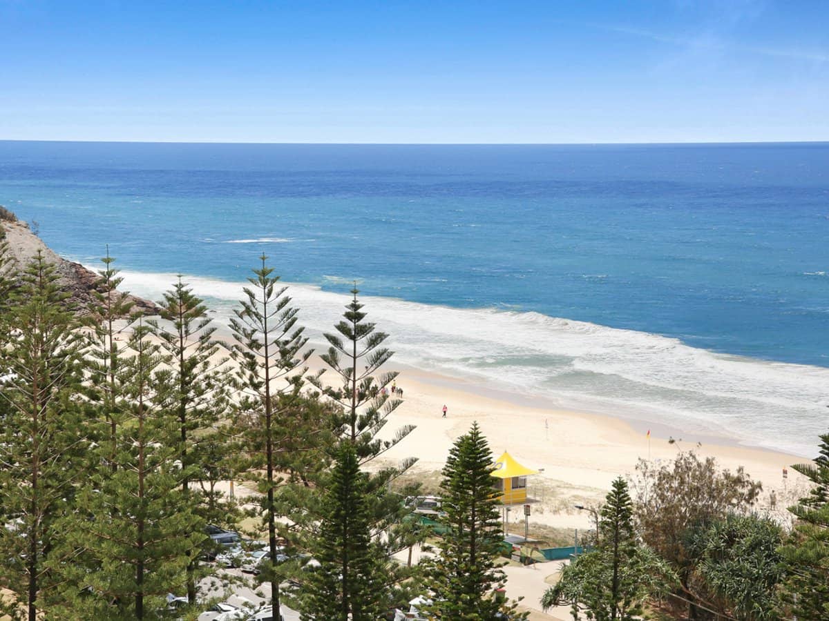 238 The Esplanade, Burleigh Heads - Thumbnail 14