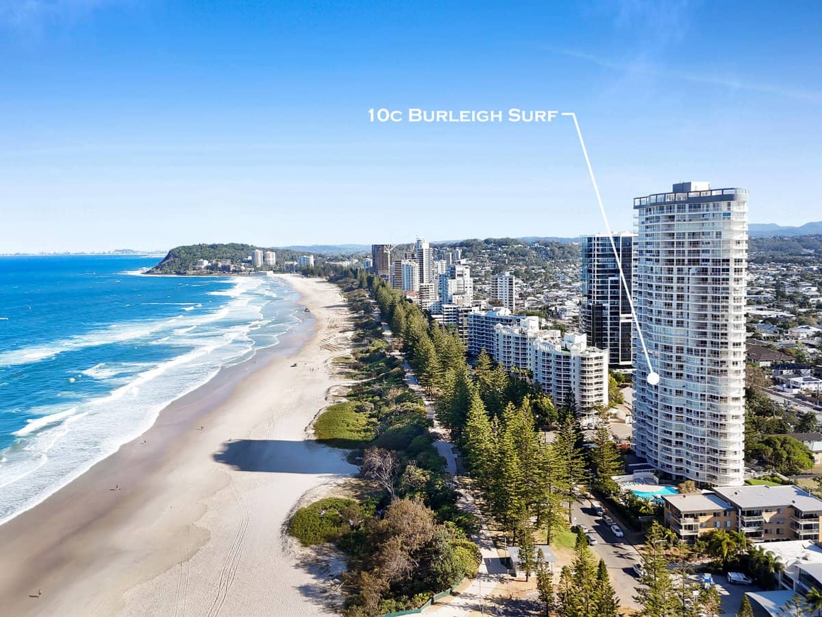 238 The Esplanade, Burleigh Heads - Thumbnail 1