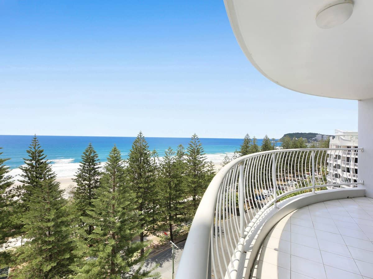238 The Esplanade, Burleigh Heads - Thumbnail 10
