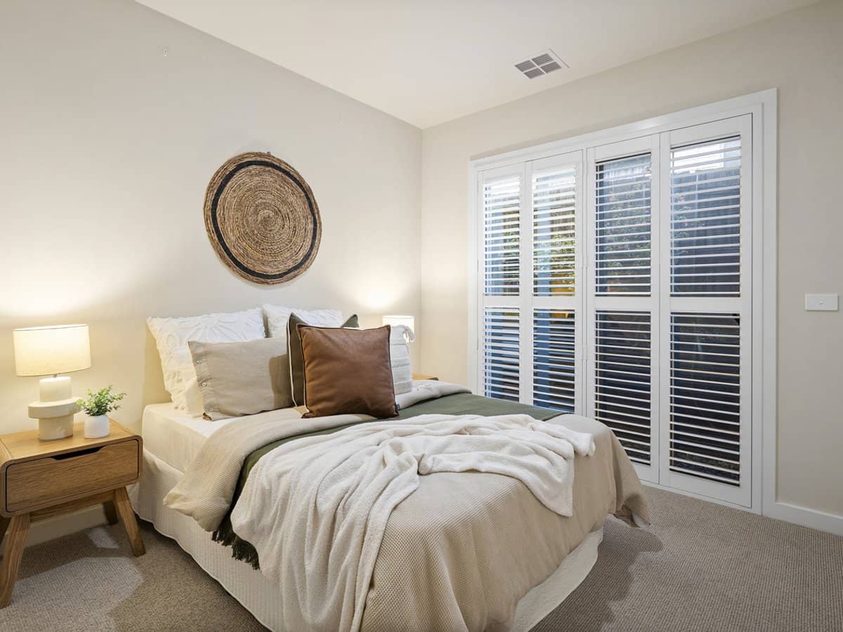 18 Adele Court, RYE - Thumbnail 16