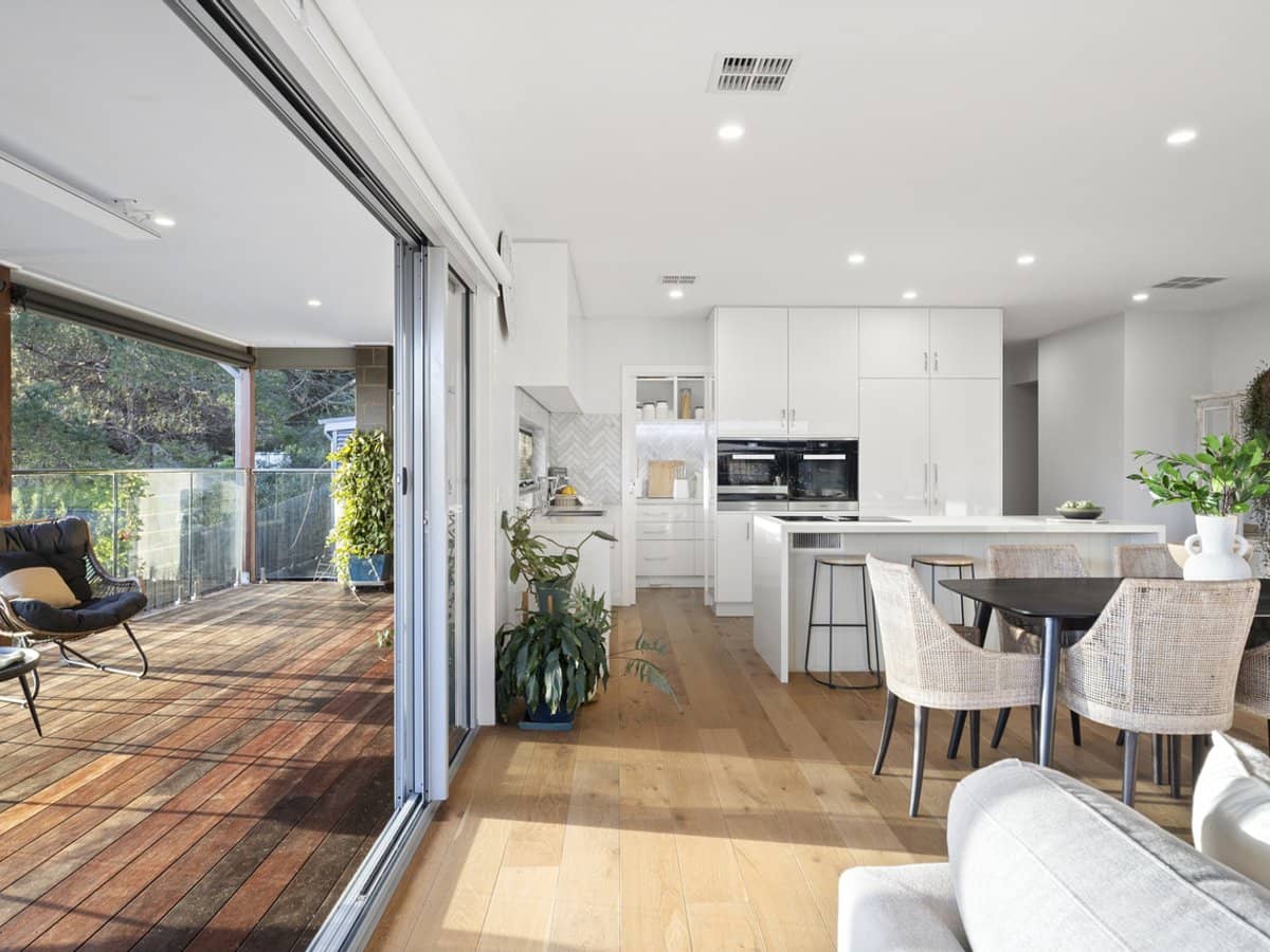 18 Adele Court, RYE - Thumbnail 18