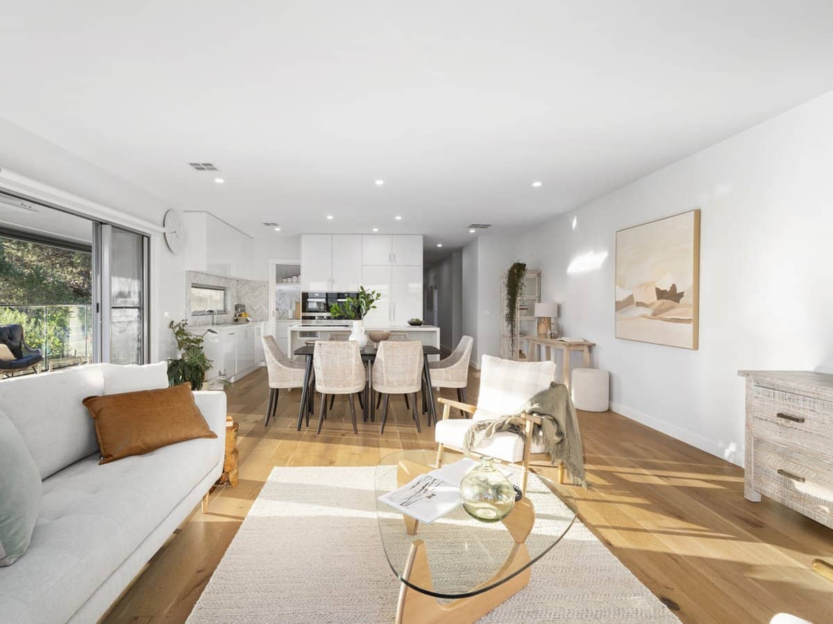 18 Adele Court, RYE - Thumbnail 20