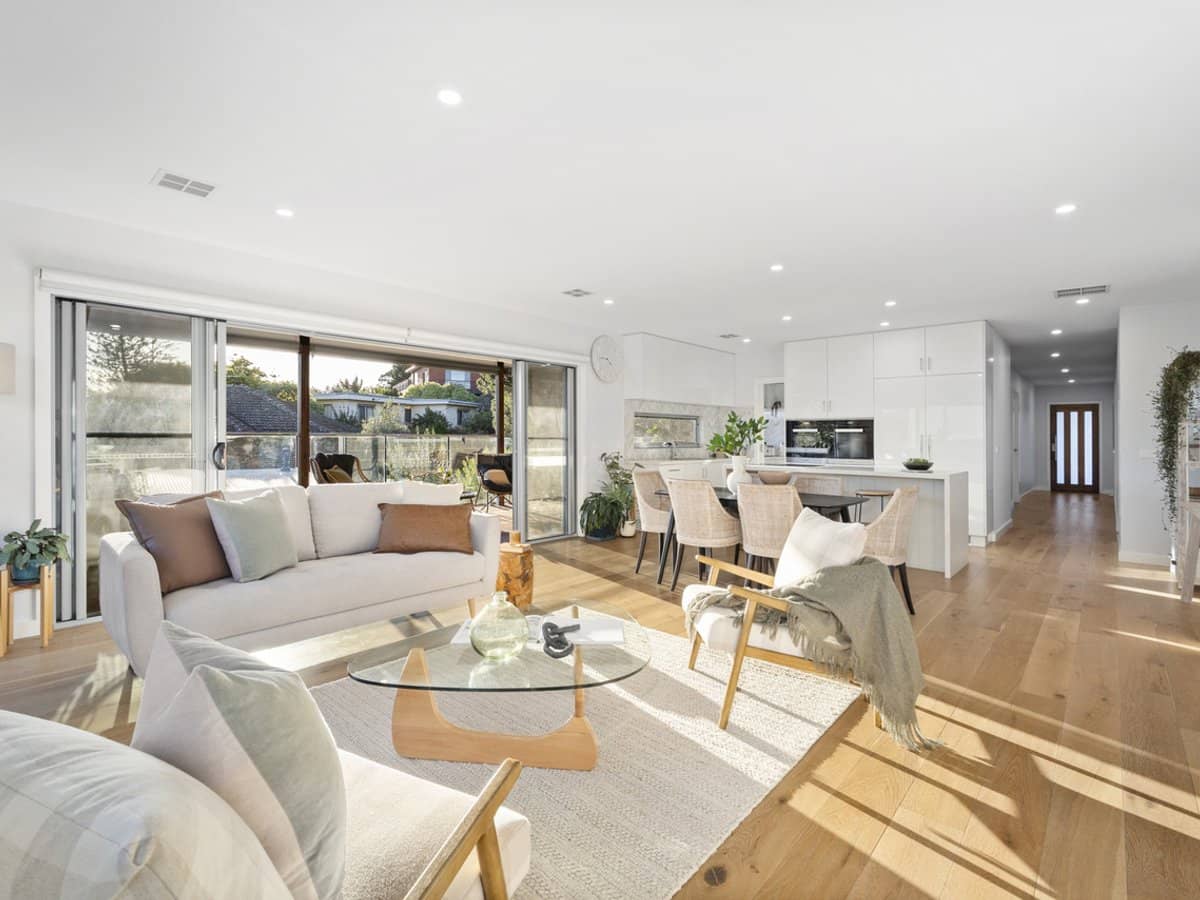 18 Adele Court, RYE - Thumbnail 21