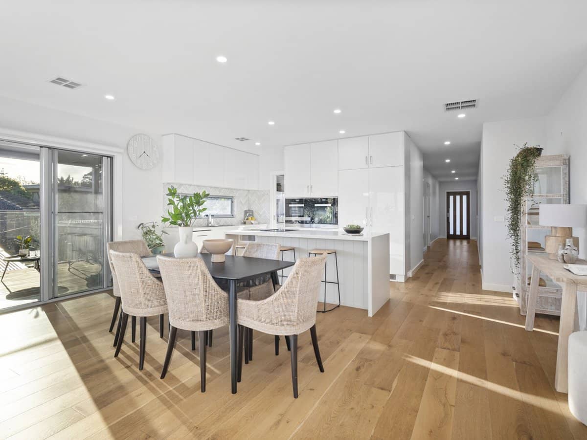 18 Adele Court, RYE - Thumbnail 22