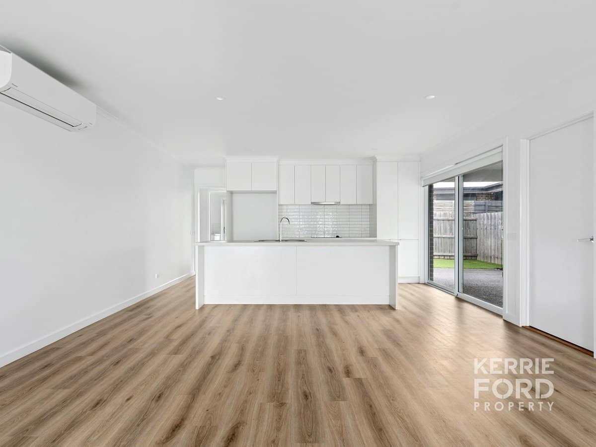 34A Balmoral Place, TRARALGON - Thumbnail 5