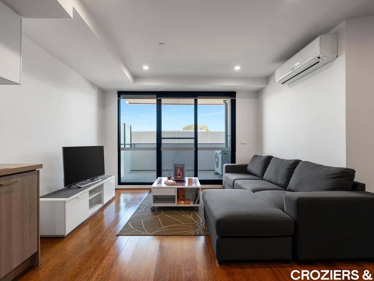 314 Pascoe Vale Road, ESSENDON - Thumbnail 2