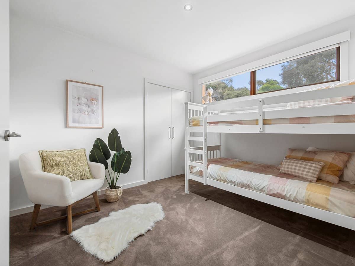 18 Keats Court, RYE - Thumbnail 16