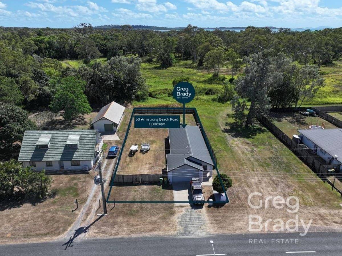 50 Armstrong Beach Road, ARMSTRONG BEACH - Thumbnail 2