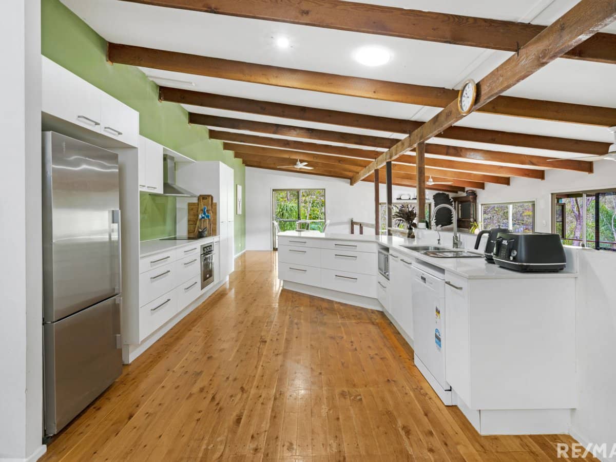 44 Uplands Court, TALLAI - Thumbnail 2