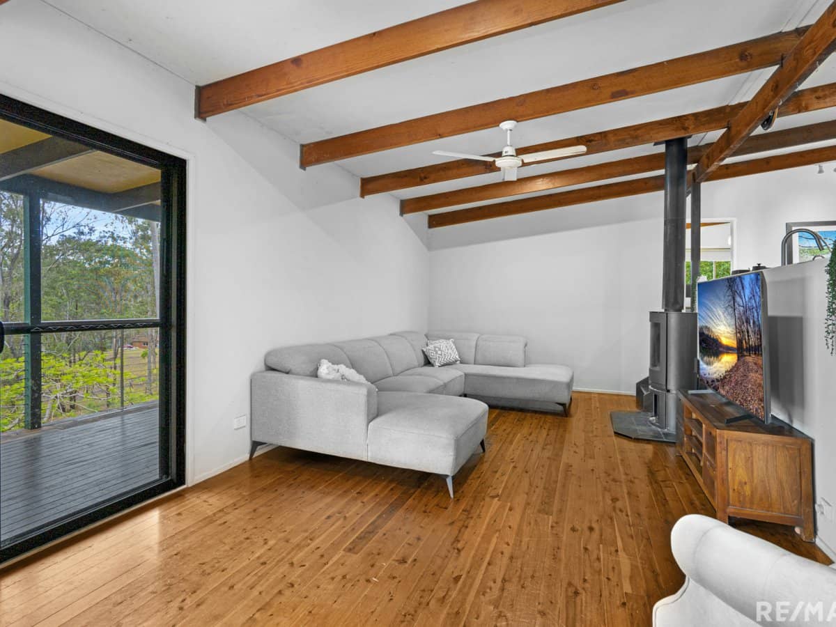 44 Uplands Court, TALLAI - Thumbnail 7