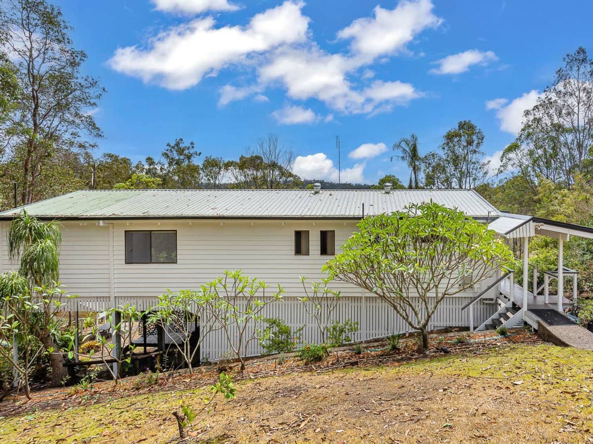 44 Uplands Court, TALLAI - Thumbnail 3