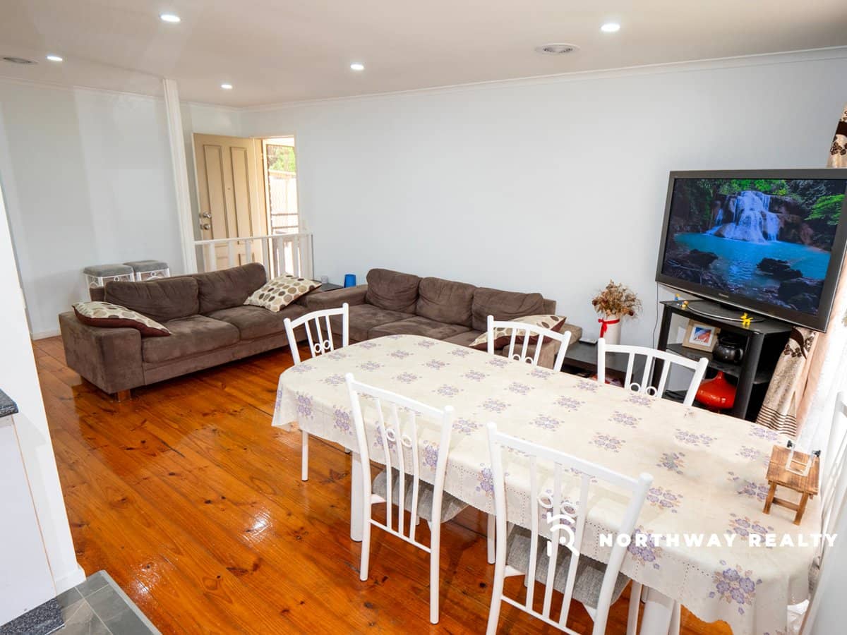 5 Ealing Close, CRAIGIEBURN - Thumbnail 1