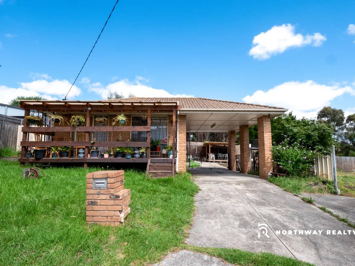 5 Ealing Close, CRAIGIEBURN - Thumbnail 2