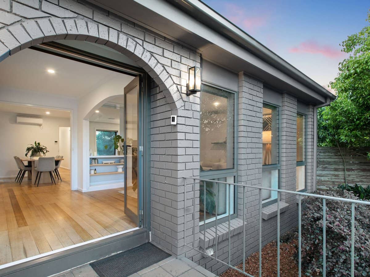 7 Acacia Court, FRANKSTON - Thumbnail 2