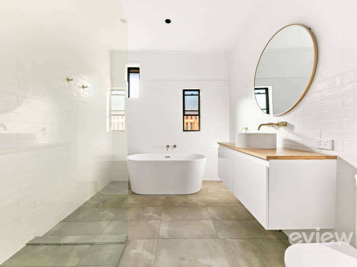 1/1 Fisken Street, BACCHUS MARSH - Thumbnail 6