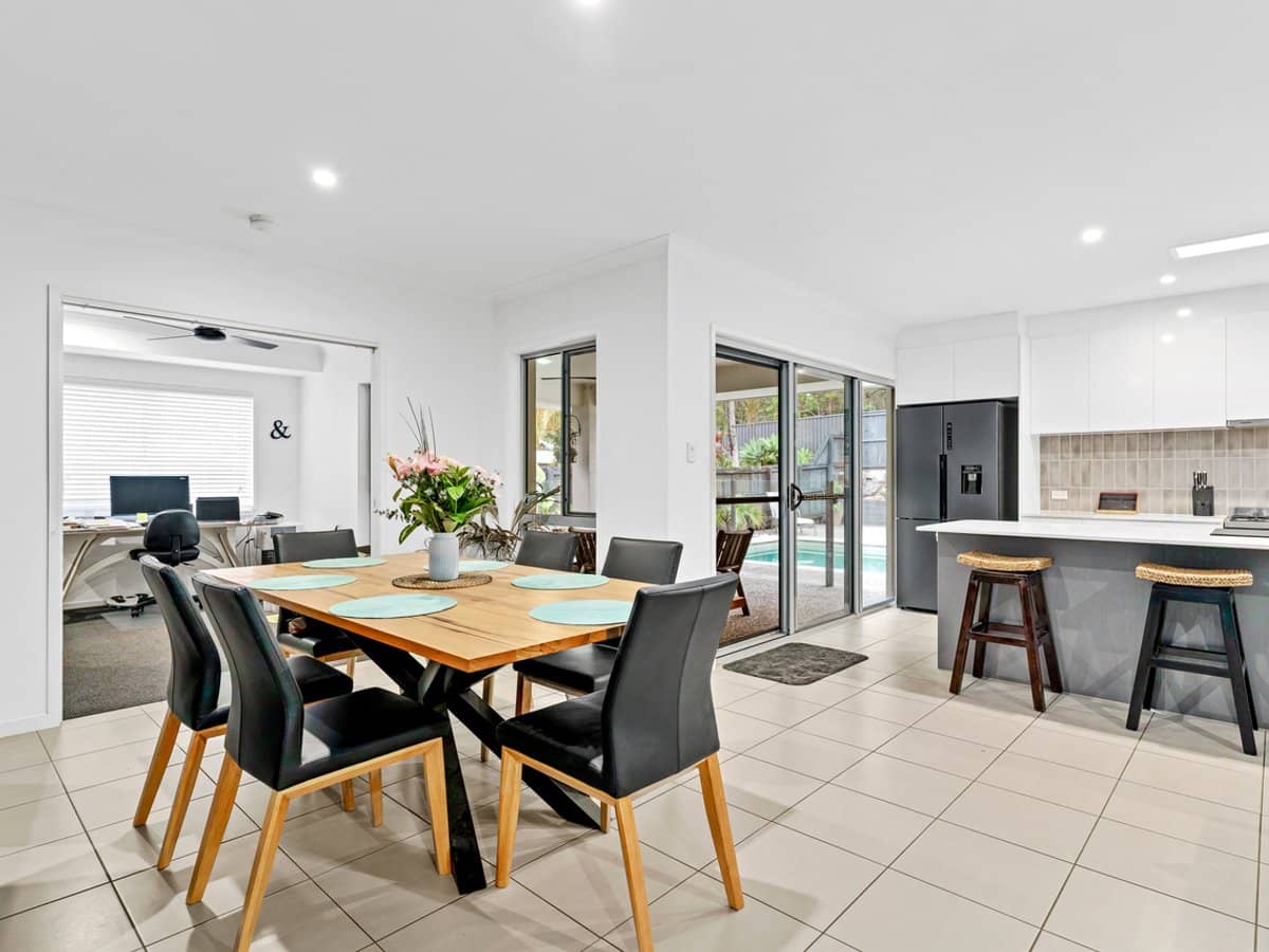 2 Forest Pines Boulevard, FOREST GLEN - Thumbnail 14