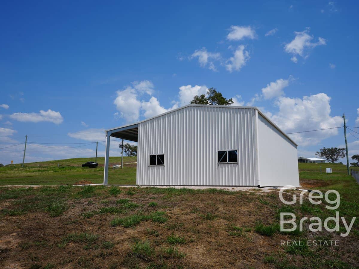 175 Moonlight Drive, SARINA - Thumbnail 8