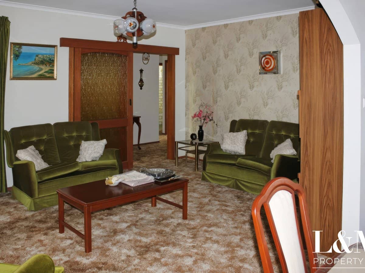 96 Cuttriss Road, WERRIBEE SOUTH - Thumbnail 9