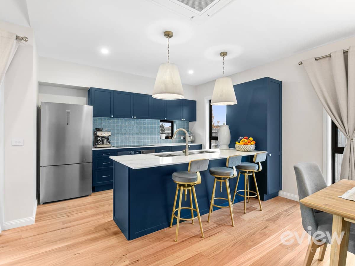 2/1 Fisken Street, BACCHUS MARSH - Thumbnail 3