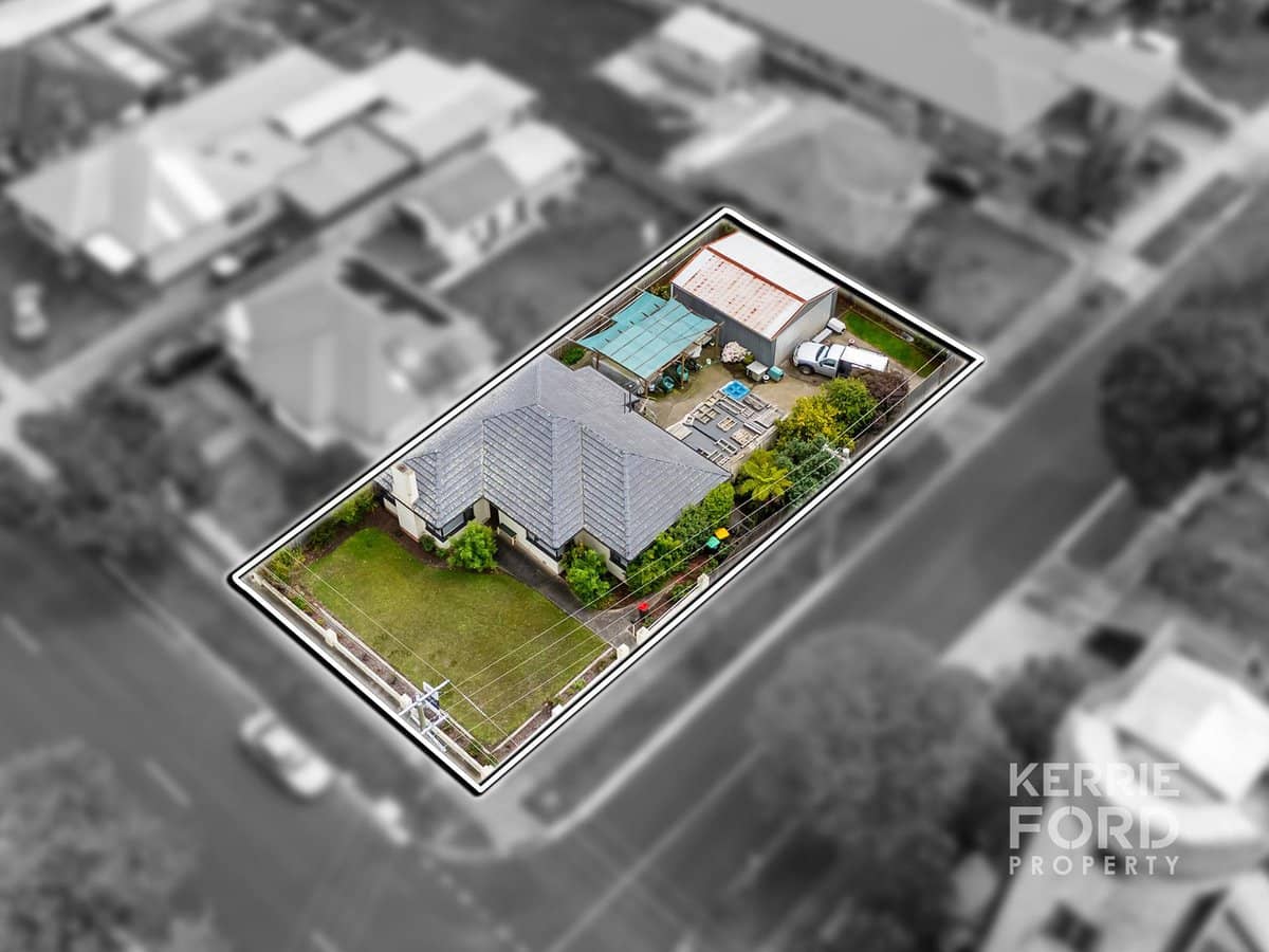 42 Henry Street, TRARALGON - Thumbnail 1